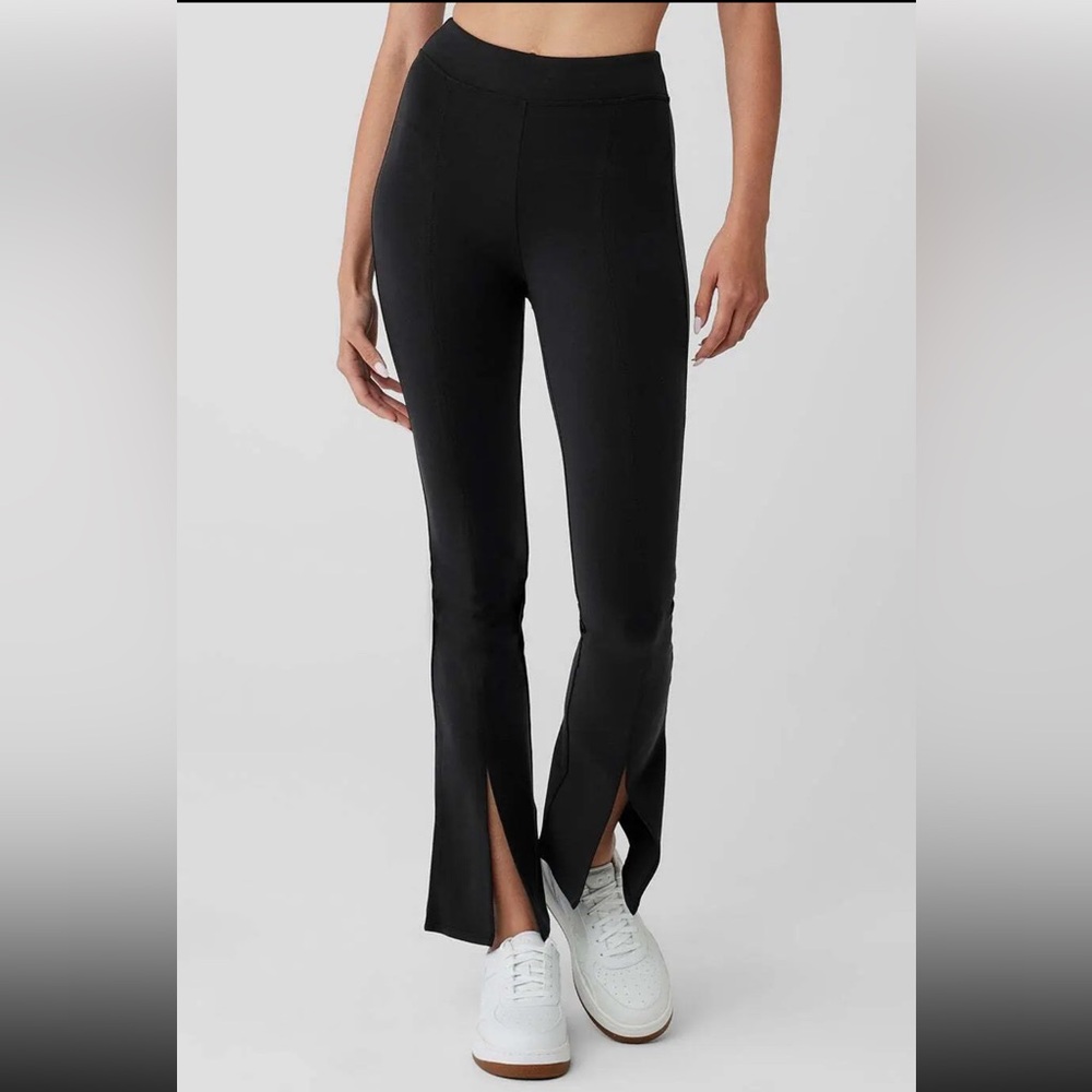 Alo Yoga Airbrush High-Waist Flutter Legging